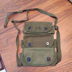 Original U.S. WWII Triple Grenade Pouch - Late War & Korean War